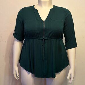 Torrid Plus 2X 3/4 Sleeve Emerald Green Tie Waist Tunic w/ Roll Tab Sleeve NWOT